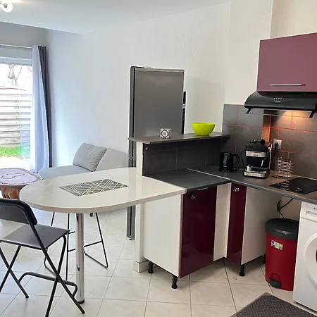 Coeur De Avec Terrasse Et Parking *
